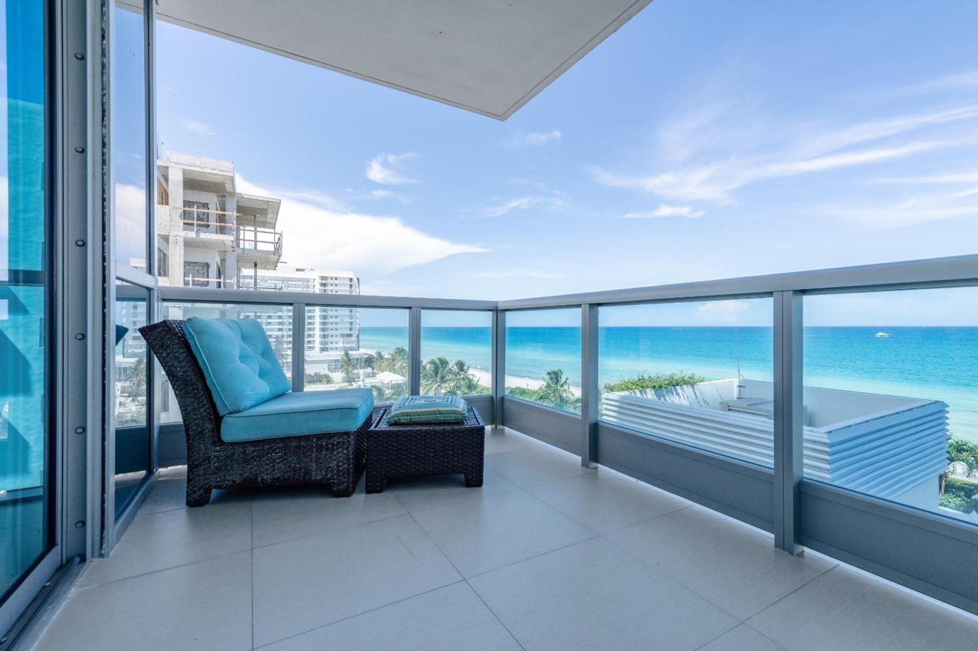 Bluebird Suites Monte Carlo Miami Beach Værelse billede