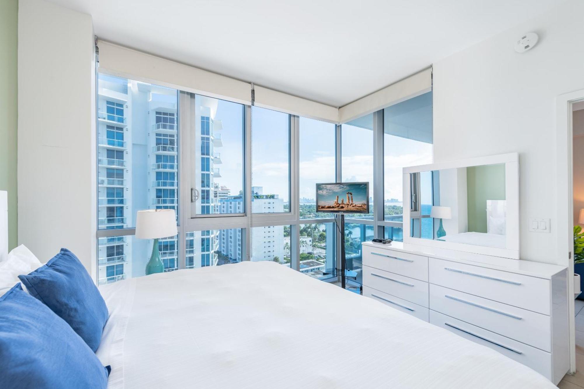 Bluebird Suites Monte Carlo Miami Beach Værelse billede