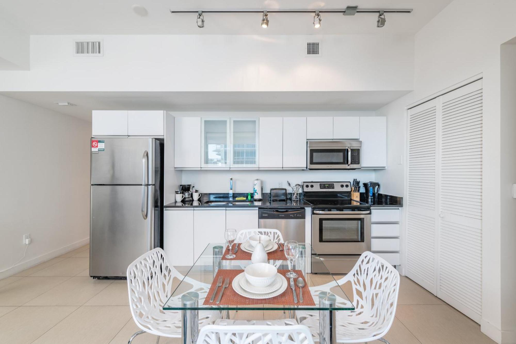 Bluebird Suites Monte Carlo Miami Beach Værelse billede