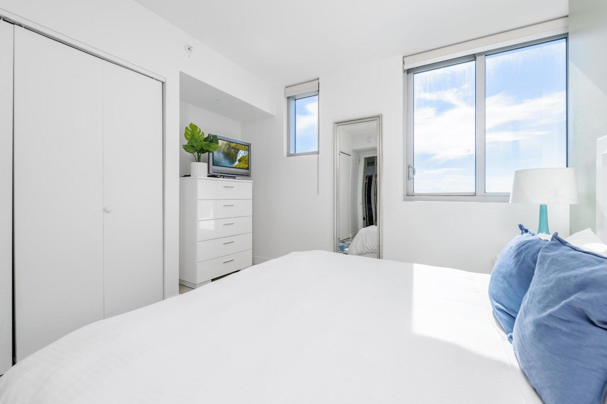 Bluebird Suites Monte Carlo Miami Beach Værelse billede